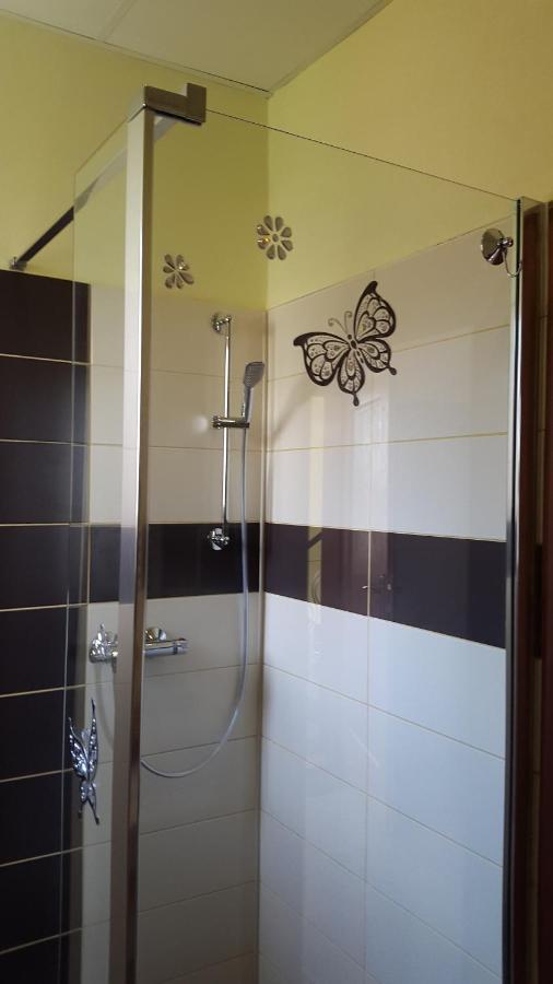 Apartman Ella - Tabor -Cz - U Stadionu Miru 1735 Екстер'єр фото
